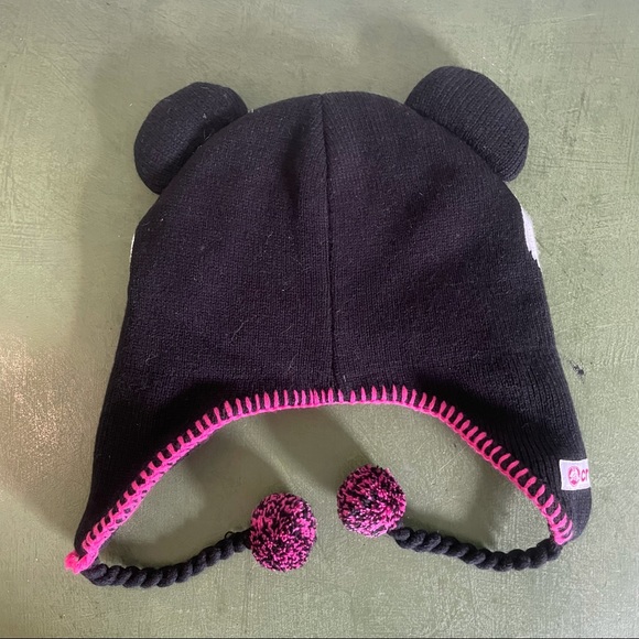 Crocs Kid’s Peruvian Style Panda Hat - Picture 2 of 3